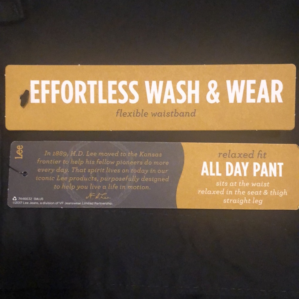 🌹*NWT*LEE Women's Relaxed Fit All Day Straight Leg Black Pants - Picture 6 of 10